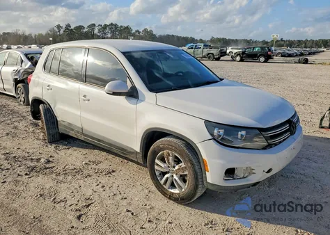 2012 Volkswagen Tiguan S z USA, uszkodzony, nr VIN WVGAV7AX9CW567993